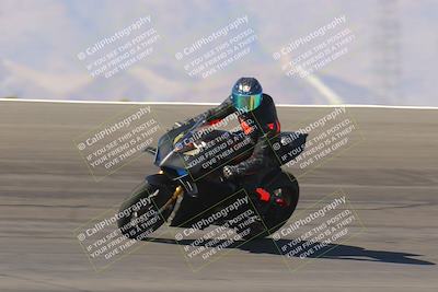 media/Nov-06-2023-Moto Forza (Mon) [[ce023d0744]]/4-Beginner Group/Session 2 (Bowl Tight Speed)/